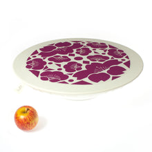 Load image into Gallery viewer, Halo Dish and Bowl Cover XXL Edible Flowers | Johanna Linde
